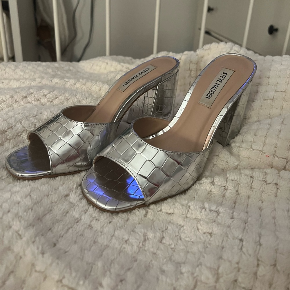 Silver Steve Maddens